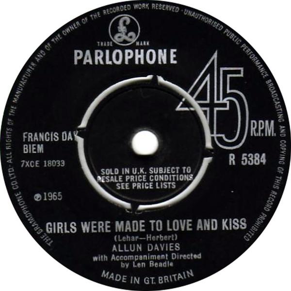 Allun Davies  - Girls Were Made To Love And Kiss