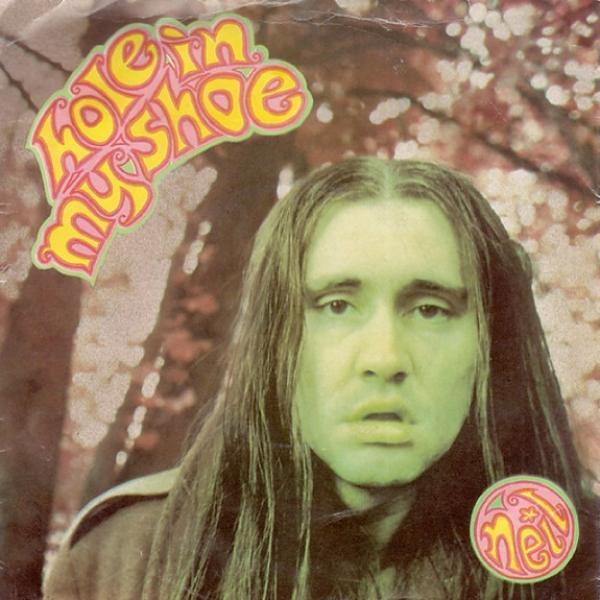 Neil  - Hole In My Shoe