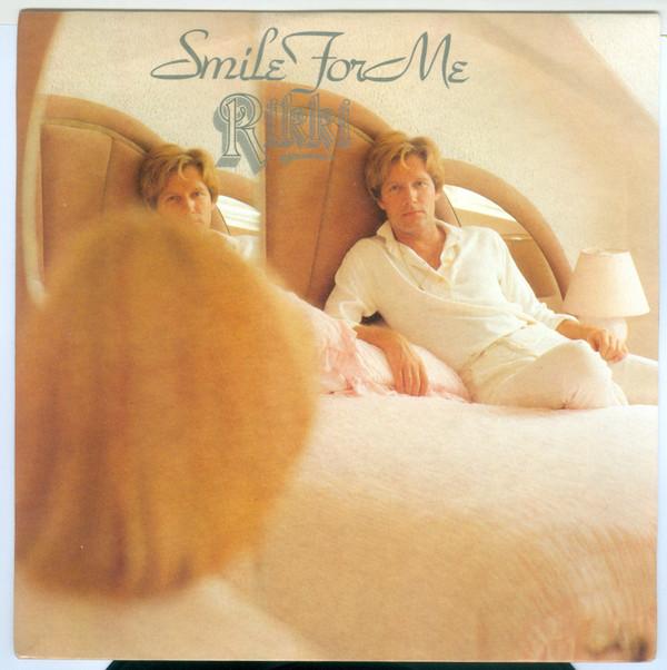 Rikki  - Smile For Me